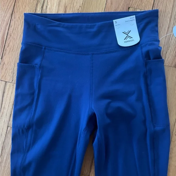 Xersion High Rise Fitted Flare Leggings - Picture 3 of 6